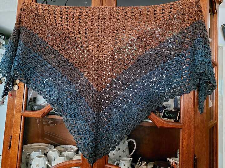 Häkelanleitung - Tuch "Yellena"