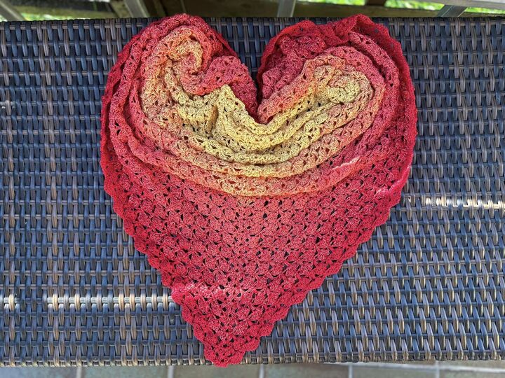 Häkelanleitung - Tuch "Yellena"