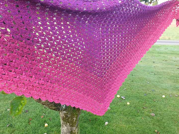 Häkelanleitung - Tuch "Yellena"