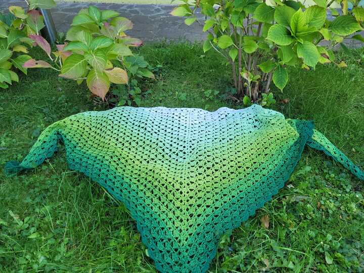 Häkelanleitung - Tuch "Yellena"