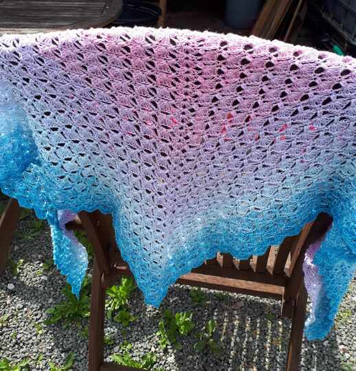 Häkelanleitung - Tuch "Yellena"