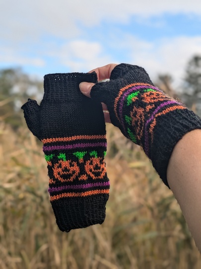 Strickanleitung Pumpkinsmile Mitts