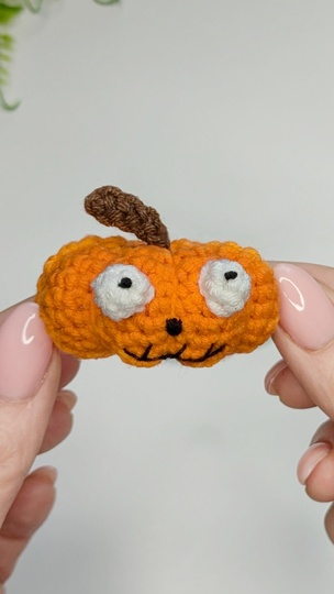 Crochet pumpkin pattern, easy crochet amigurumi pumpkin, Halloween crochet