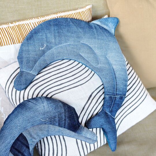 Dolphin neck pillow + heating pad pattern (microwavable rice bag)