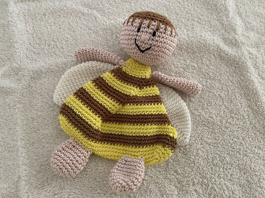 Häkelanleitung - Schmusetuch "Biene"