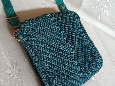 Crochet pattern for phone bag / festival bag