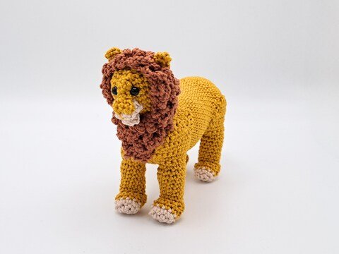 Exotic Animals - Lion