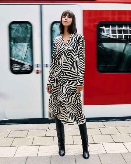 burda Schnittmuster Damen A-Linien-Kleid 11/2023 #125 Gr. 36-48