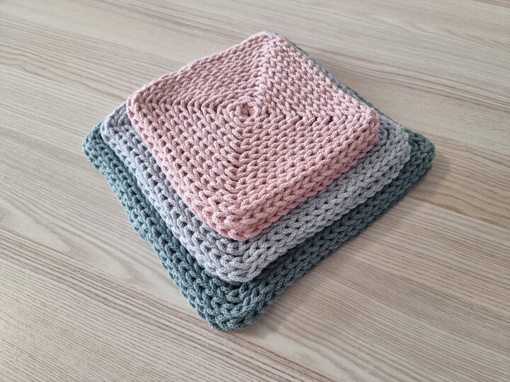 "QuadratZauber" Platzdeckchen / Untersetzer häkeln PDF-Anleitung