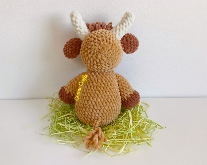 Cinnamon, the Highland Cow - Low Sew Cow Toy Crochet Pattern