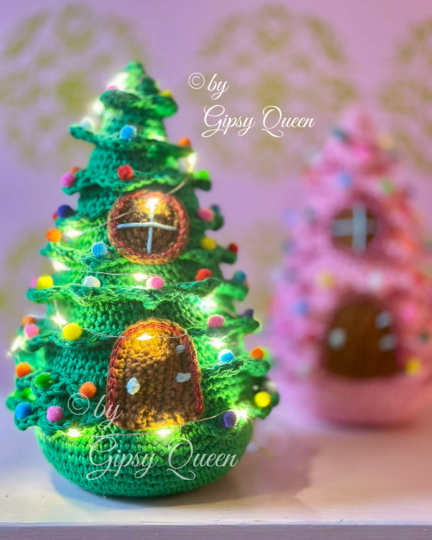 Häkelanleitung Wichtelhaus – Weihnachtsdeko Tannenbaum Häuschen mit Lichter