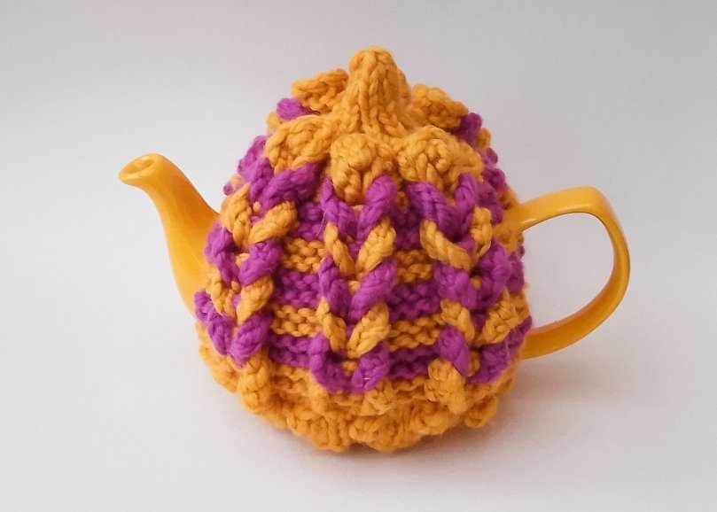 TeaCosyFolk's Chain Reaction Tea Cosy Knitting Pattern