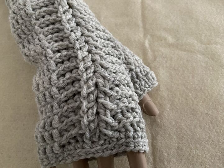 Häkelanleitung - Handstulpe "Striscia"