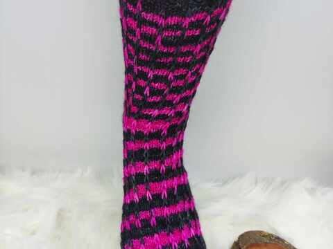 Anleitung Socken Stricken Hebemaschenmuster "Herbert"