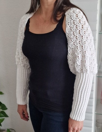 Häkelanleitung für den Ärmelschal/Schulterschmeichler "Sweet Touch"