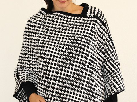 Häkelanleitung Poncho im Hahnentrittmuster