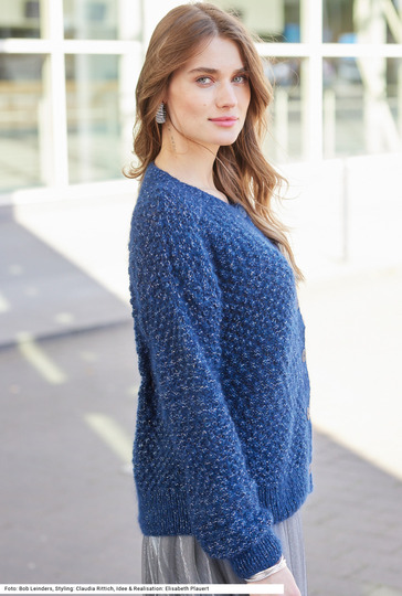 Jacke mit Dornröschenmuster in Dunkelblau mit Glitzerfaden