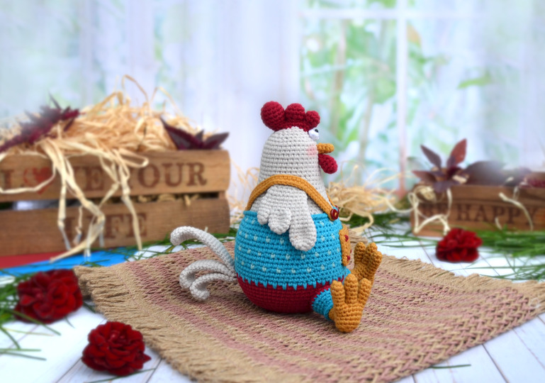 Crochet pattern amigurumi rooster with hen, Easter decorations