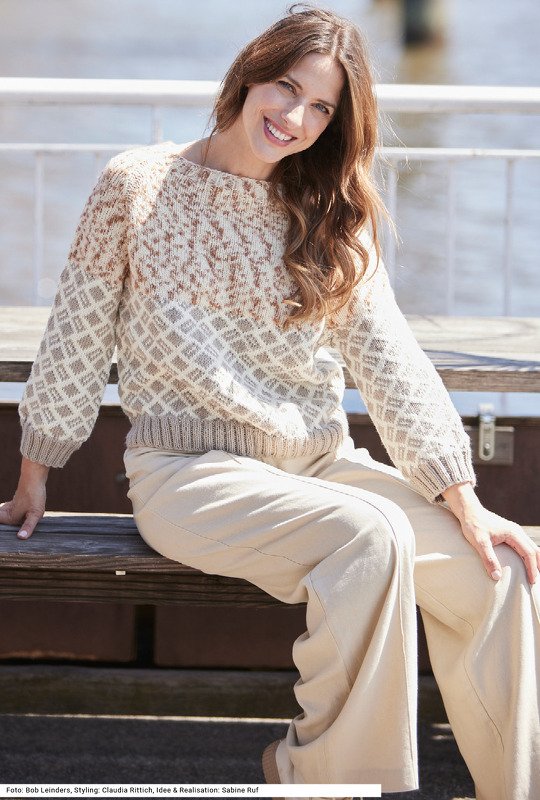 Passenpulli mit Jacquardmuster in Weiß, Greige und Beige - Bild 2