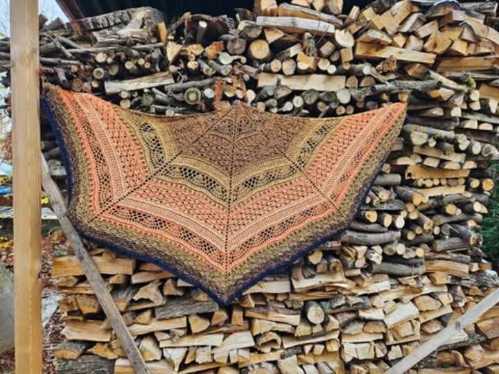 Fünfecktuch „Tisca BE“ – Häkelanleitung