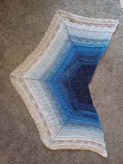 Fünfecktuch „Tisca BE“ – Häkelanleitung