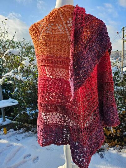 Fünfecktuch „Tisca BE“ – Häkelanleitung