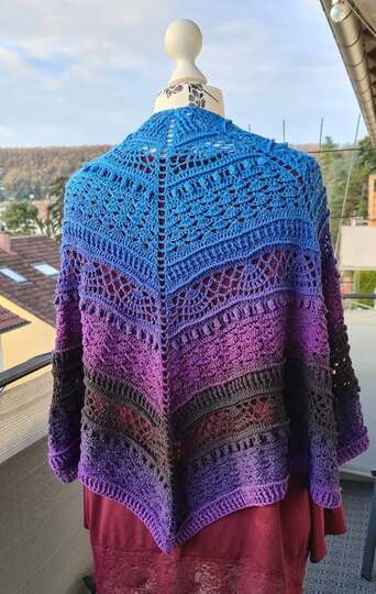 Fünfecktuch „Tisca BE“ – Häkelanleitung