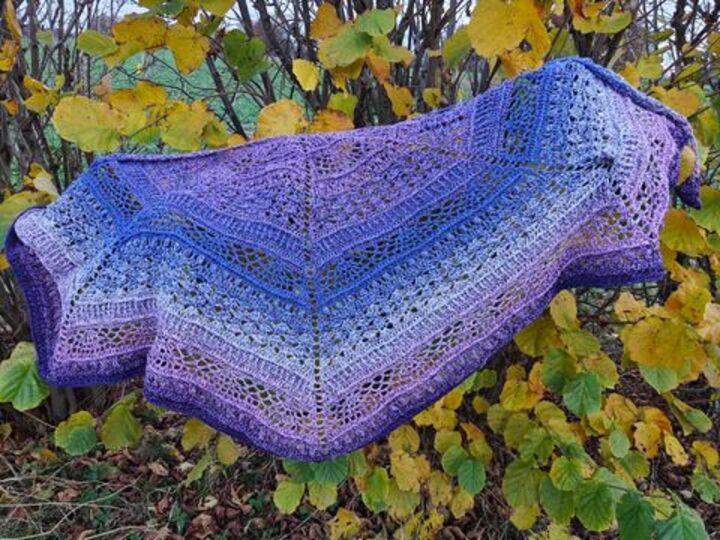 Fünfecktuch „Tisca BE“ – Häkelanleitung