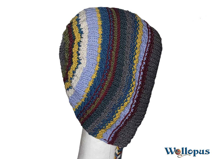 Mütze im Musterspiel