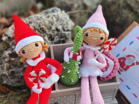Christmas Elf Girl  Crochet Pattern 12 inch, Bendable Arms