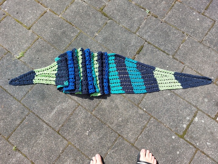 Häkelanleitung flaches Tuch/Stola/Schal Oceana