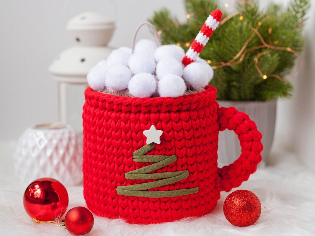 Hot Chocolate Mug T-shirt Yarn Basket - Crochet Pattern