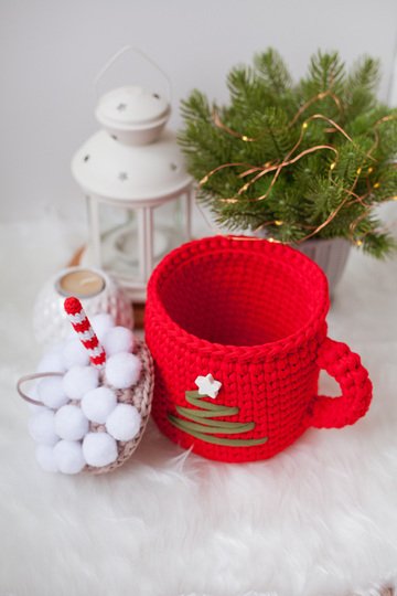 Hot Chocolate Mug T-shirt Yarn Basket - Crochet Pattern