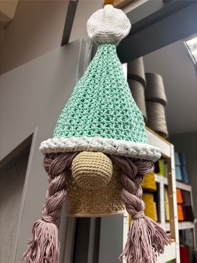 **Wichtelchen Laterne – Häkelanleitung für leuchtende Wichtel-Deko**