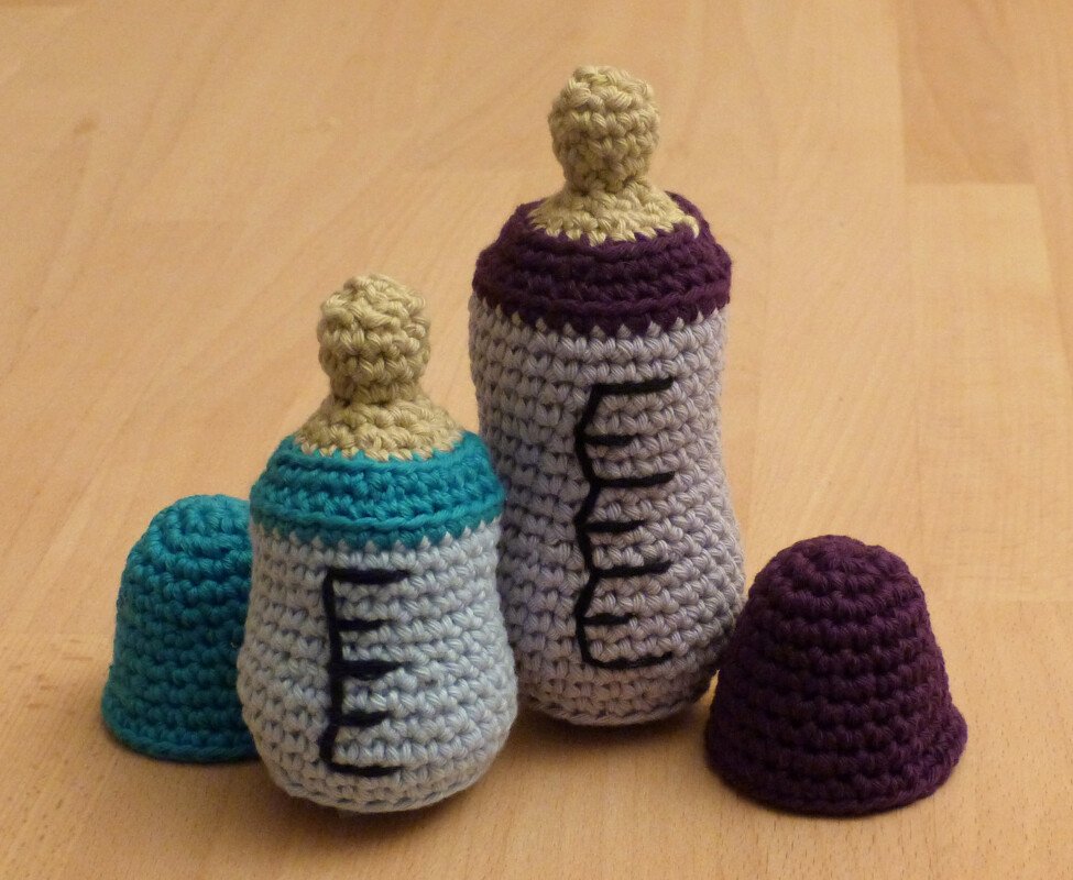 Häkelanleitung für Nuckelflaschen in 2 Größen als Spielzeug oder Babyrassel - Bild 5