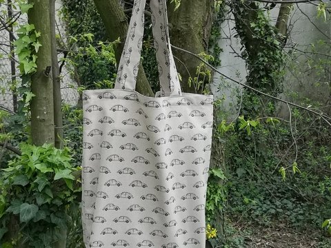 Jutebeutel Oskar mit französischen Nähten