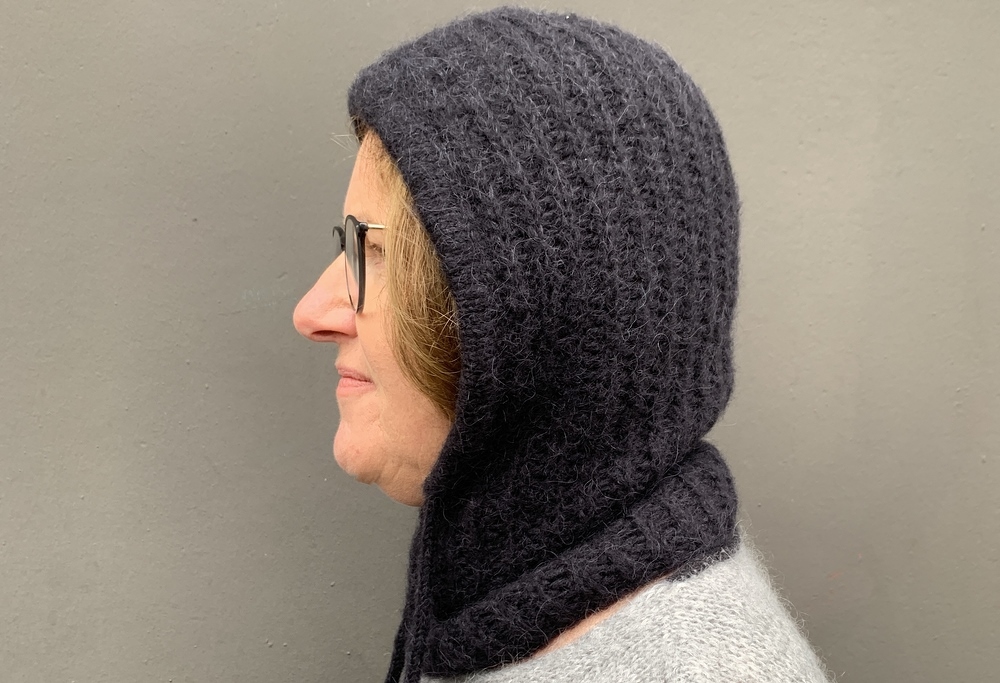 Strickanleitung Kapuzenloop Mona Einheitsgröße