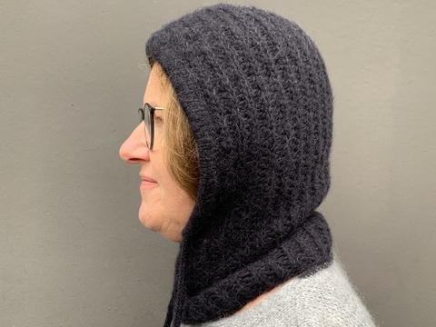 Strickanleitung Kapuzenloop Mona Einheitsgröße