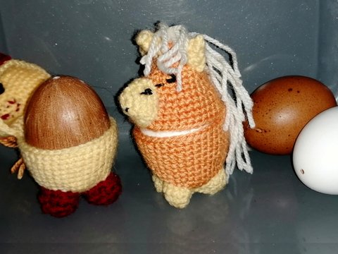 Einhorn als Eierwärmer oder Verpackung, Häkelanleitung