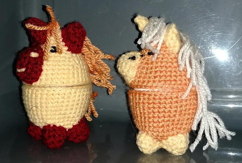 Einhorn als Eierwärmer oder Verpackung, Häkelanleitung