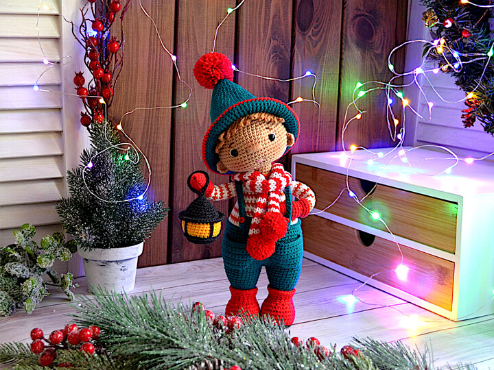 Amigurumi Christmas doll Oliver, the Christmas Gnome / Christmas Elf
