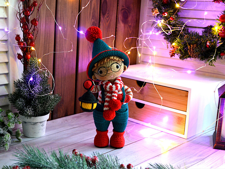 Amigurumi Christmas doll Oliver, the Christmas Gnome / Christmas Elf
