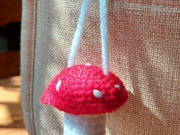 Praktischer Lippenpflegehalter Pilz