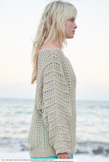 Fledermauspulli mit Ajourrippen