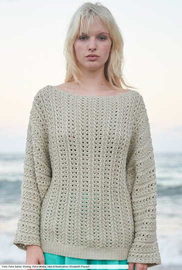 Fledermauspulli mit Ajourrippen