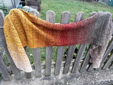 Frequenzschal „Klar Schiff“ – Häkelanleitung für Transformation und Energie