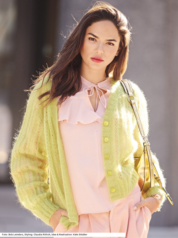 Raglanjacke mit Ajourmuster in Hellgrün