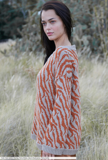 Pulli im Animalprint-Muster