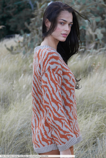 Pulli im Animalprint-Muster