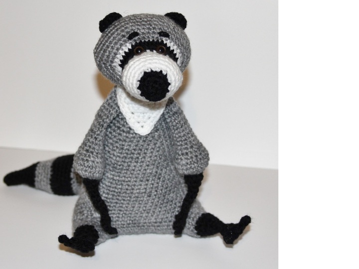 Häkelanleitung kleiner Waschbär